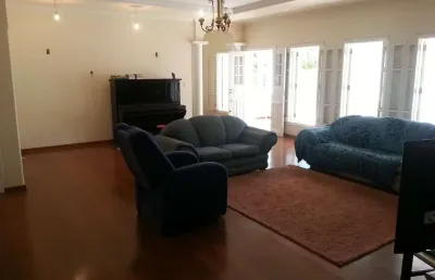 Casa sobrado de alto padrão no jardim macarengo próximo ao colégio objetivo júnior em são carlos