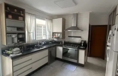 Casa com 4 quartos para alugar na Rua José Jorge Farah, 152, Parque Nova Campinas, Campinas