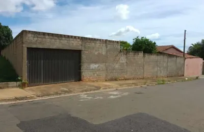 Ótimo terreno murado e portão com mais de 1000 m² na vila xavier.