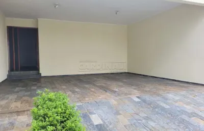 Casa com 3 quartos à venda na Rua Victor Lacorte, 1002, Jardim Morumbi, Araraquara