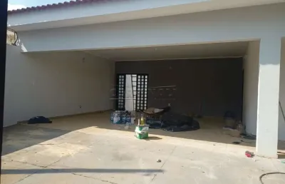 Casa com 3 quartos à venda na Rua Maria Brambilla Passos, 1130, Jardim Santa Clara (Vila Xavier), Araraquara
