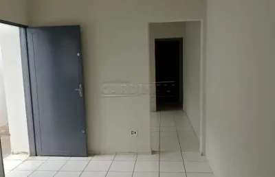 Casa com boa localização ao lado da escola e creche