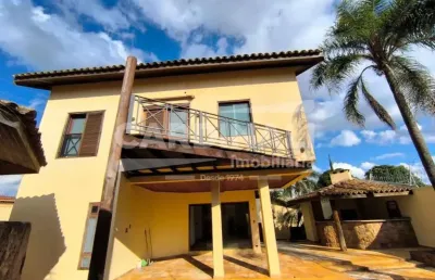 Imóvel de esquina muito bem localizado em um bairro próximo de comércios e fácil acesso a outras regiões da cidade.