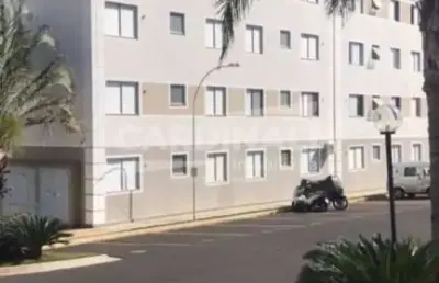 Apartamento com localização privilegiada, condomínio com área de lazer completo