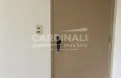 Apartamento com excelente localização no centro ao lado de banco e supermercados!
