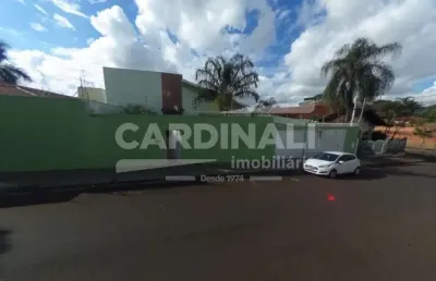 Imóvel localizado no jardim macarengo fácil acesso a avenida são carlos e marginal.