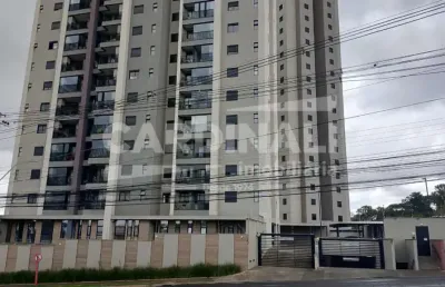 Apartamento com excelente localização, próximo a mercado e shopping.