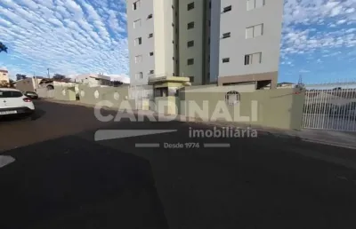Apartamento com 2 quartos para alugar na Alameda dos Heliotropos, 238, Cidade Jardim, São Carlos