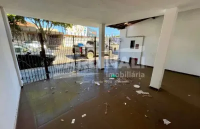 Casa com 2 quartos à venda na Avenida Sallum, 1213, Vila Prado, São Carlos