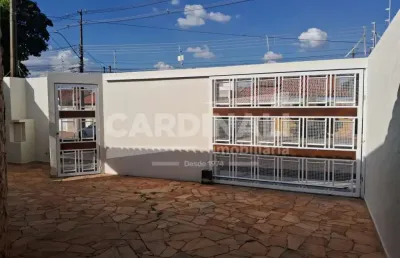 Casa com 3 quartos à venda na Rua Primo Torquato, Casa, 391, Jardim Tinen, Araraquara