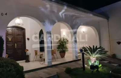 Casa com 3 quartos à venda na Rua Luiz Roher, 404, Vila Monteiro (Gleba I), São Carlos