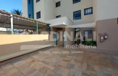 Apartamento com 03 dormitórios, sacada para o centro da cidade, no jardim tropical.