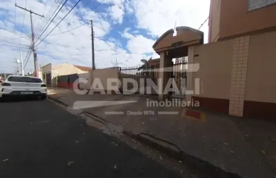 Locação de apartamento no centro de são carlos - sp com 1 vaga coberta.