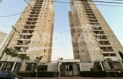 Apartamento de três dormitórios sendo um suíte com ótima localização.