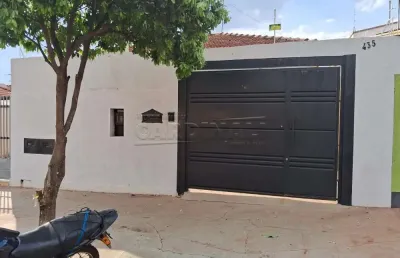 Casa com 3 quartos à venda na Avenida Raul Thobias Monteiro, 435, Vila Cidade Industrial (Vila Xavier), Araraquara