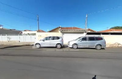 Casa com 3 quartos para alugar na Rua Major José Inácio, 3488, Centro, São Carlos