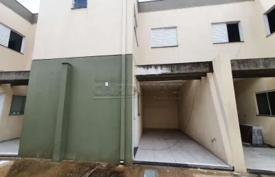 Casa sobrado de condomínio com 2 suítes em são carlos