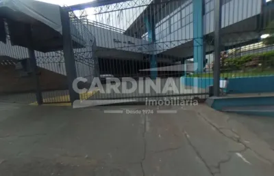 Apartamento duplex com 3 dormitórios próximo ao centro