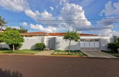 Casa com 3 quartos para alugar na Avenida Doutor Agostinho Tucci, 1527, Vila Harmonia, Araraquara