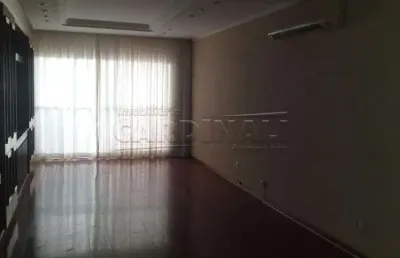 Apartamento com 3 quartos para alugar na Avenida Quinze de Novembro, 641, Centro, Araraquara