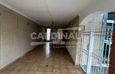 Casa com 2 quartos à venda na Avenida Sallum, 887 e 889, Vila Prado, São Carlos