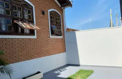 Casa com 3 quartos à venda na Rua José Cerri, 412, Jardim Cardinalli, São Carlos