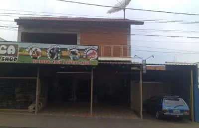 Casa com 3 quartos à venda na Rua Itália, Salão Comercial, 1104, Centro, Araraquara