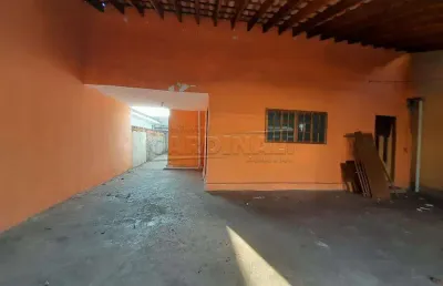 Casa da frente e do fundo inclusas no valor do aluguel. iptu isento
