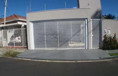 Casa com 3 quartos à venda na Rua Campos Salles, Lote 006 Quadra 017, 2085, Vila Elizabeth, São Carlos