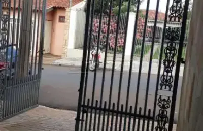 Casa com 3 quartos à venda na Rua Rui Barbosa, 357, Vila Monteiro (Gleba I), São Carlos