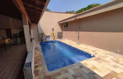 Casa com 3 quartos à venda na Rua Walter Rodrigues Mourão, 135, Jardim Aranga, Araraquara