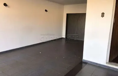 Casa com 3 quartos à venda na Rua Dom Pedro II, 660, Vila Monteiro (Gleba I), São Carlos