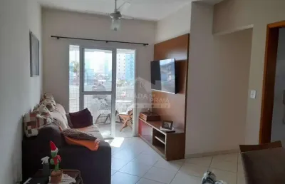 Apartamento na guilhermina de 2 dormitórios, confira em praia grande.