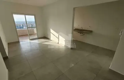 Apartamento de 2 dormitórios sendo 2 suítes na vila tupi em praia grande, sp.