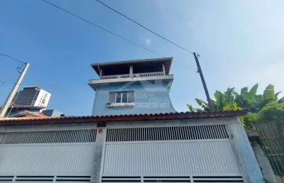 Sobrado isolado no boqueirão 5 dormitórios, 4 vagas, piscina, churrasqueira, só em praia grande.