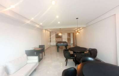 Apartamento 2 dormitórios sendo 1 suíte,sacada gourmet, 2 vagas na tupi á 200 mts da praia