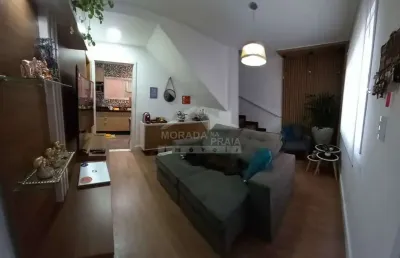 Sobrado em condomínio fechado na mirim, 2 dormitórios, vaga, confira na imobiliária em praia grande.