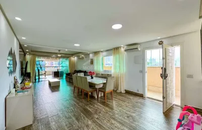 Sobrado no boqueirão tanto residencial ou comercial 3 dormitórios, piscina, confira em praia grande.