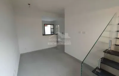 Sobrado em condomínio fechado na vila sônia, 2 dormitórios, confira em praia grande.