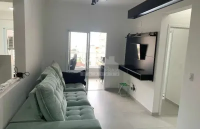 Aluga-se 02 dormitórios com 1 suíte, a 200 metros da praia - só em praia grande.