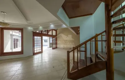 Sobrado isolado no jardim mathilde, 5 suítes, confira na imobiliária em praia grande.