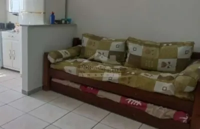 Kitnet na aviação, semi mobiliado, prédio de 3 andares,  vaga rotativa.