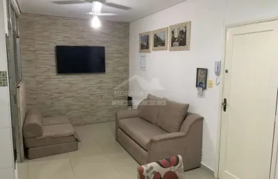 Apartamento de 1 dormitório, mobiliado, no canto do forte a 50 metros da praia.