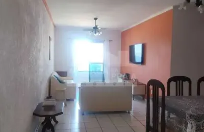 Apartamento com planejados, 2dormitórios, 50 metros mar. confira na imobiliária em praia grande.