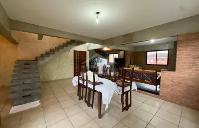 Cobertura  mobiliado na tupi, 4 dormitórios, sacada, lazer, confira em praia grande.