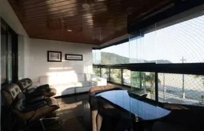 Apartamento frente mar, mobiliado e decorado no canto do forte, só na imobiliária em praia grande.