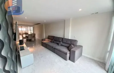 Ampla cobertura penthouse 'vista ao mar' c/terraço gourmet e piscina!