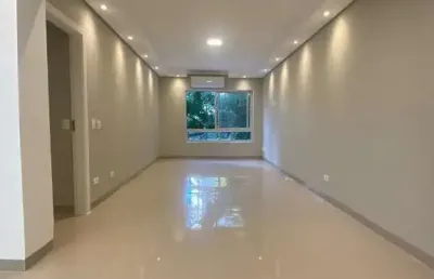 Reformado/ 100 metros do mar/com lazer! praia das astúrias guarujá!