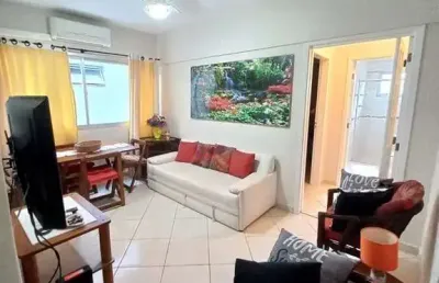 Grande conquista do seu imóvel a 100 metros da praia.