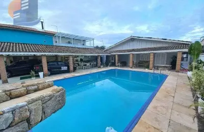 Casa térrea/3 quartos/5 banheiros/r$ 8.000,00 (pacote incluso iptu)